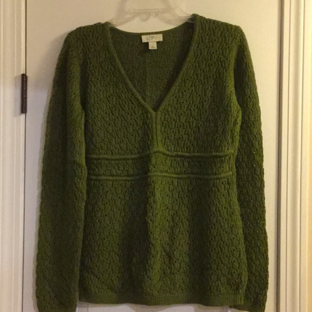 Ann Taylor LOFT sweater. Large. Gently used.